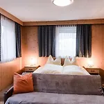 Gastehaus Agnes Gstrein בית הארחה 3*